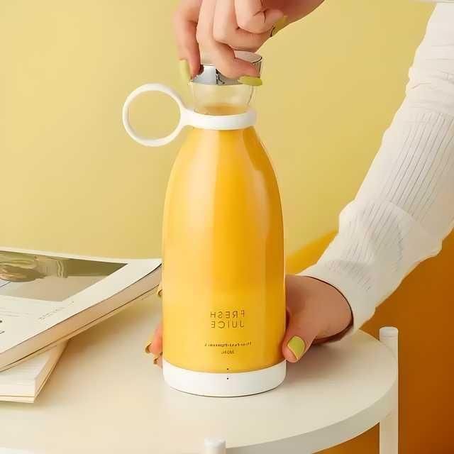 Portable Mini Juice Blender Travel-Friendly Smoothie Maker